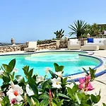 Ventu Di Mari, Vista Mozzafiato Su Caprera E Sulle Isole, Piscina Riscaldata In Costa Smeralda Villa *