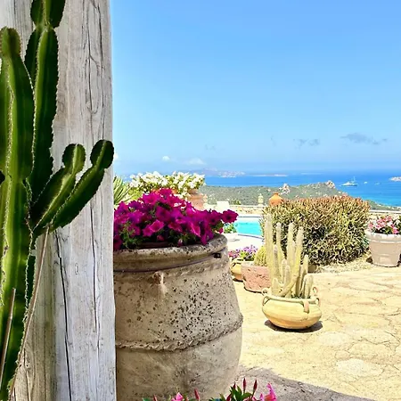 Ventu Di Mari, Vista Mozzafiato Su Caprera E Sulle Isole, Piscina Riscaldata In Costa Smeralda Villa