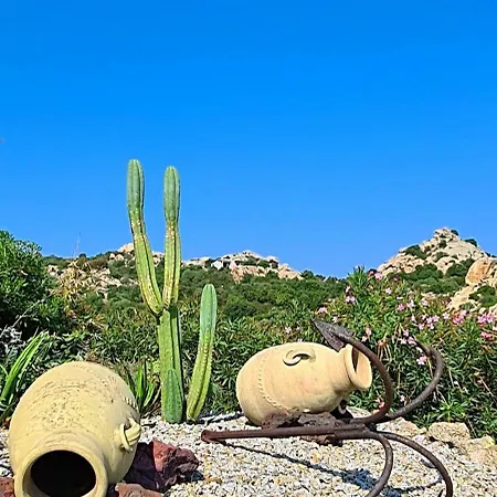 Villa Ventu Di Mari, Vista Mozzafiato Su Caprera E Sulle Isole, Piscina Riscaldata In Costa Smeralda *